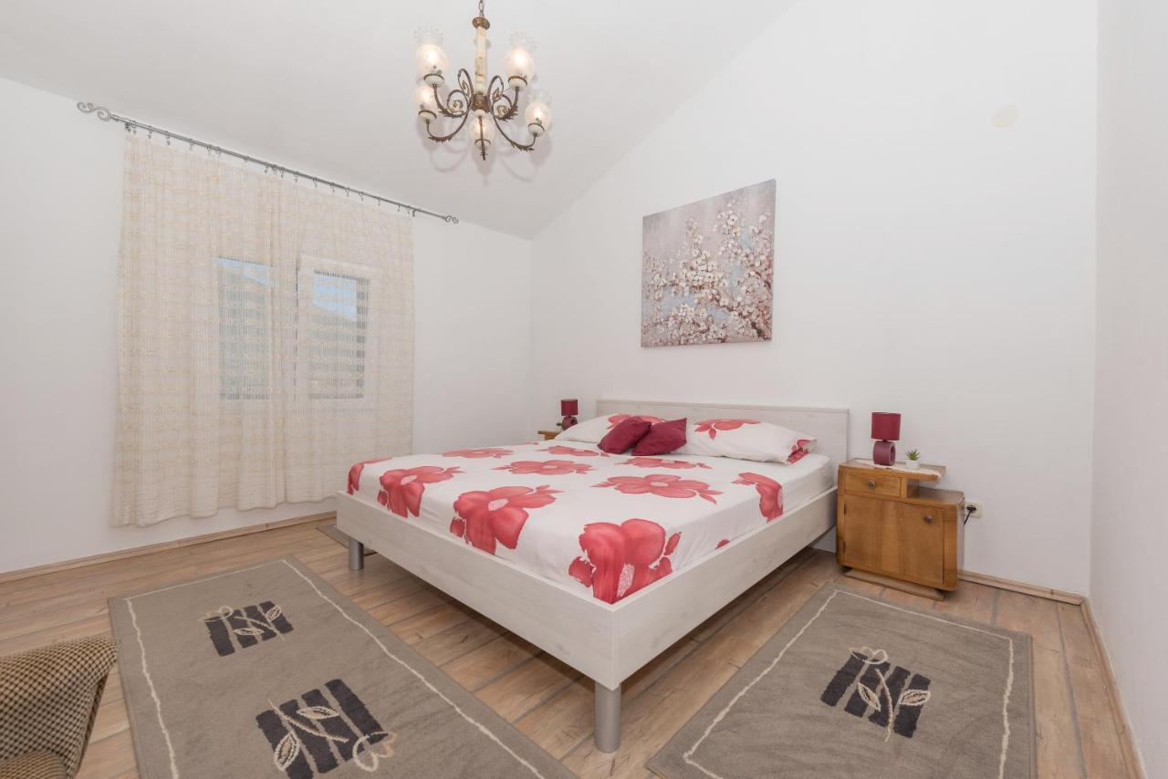 Holiday Home Frane Slivno  Esterno foto