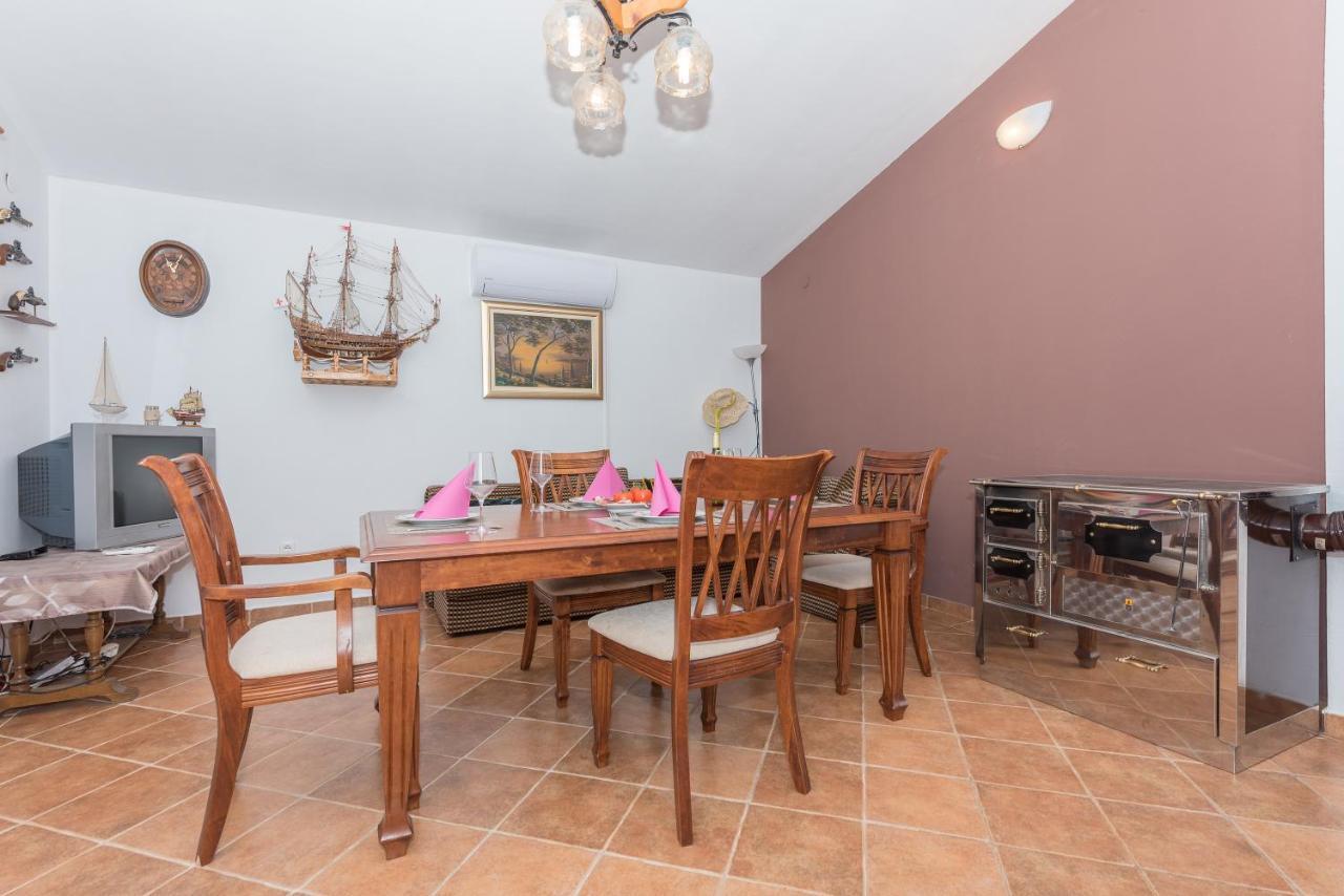Holiday Home Frane Slivno  Esterno foto