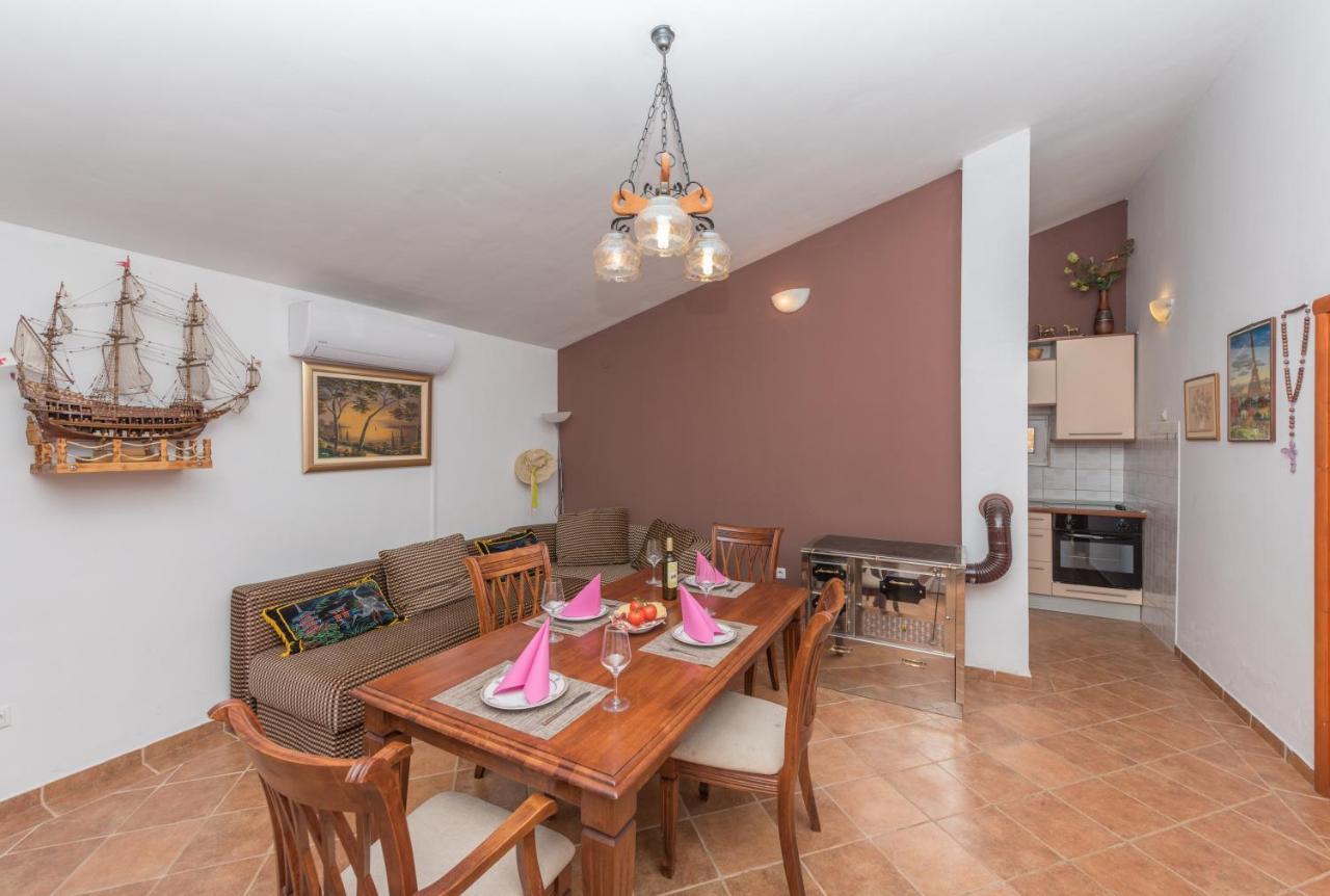 Holiday Home Frane Slivno  Esterno foto